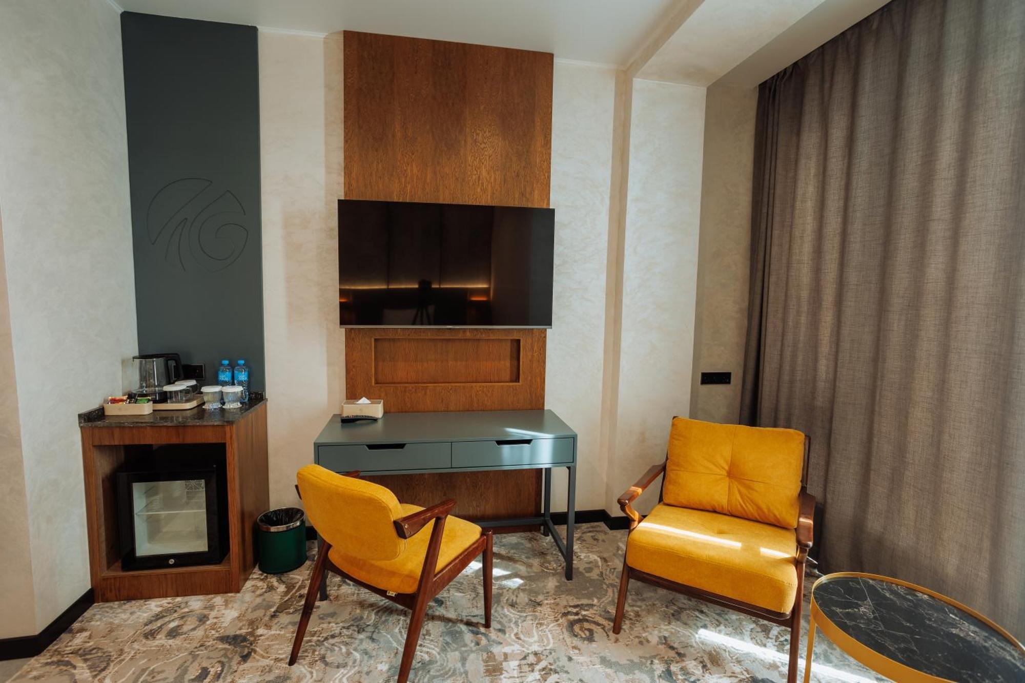 Aurum Garden Hotel Шымкент Экстерьер фото